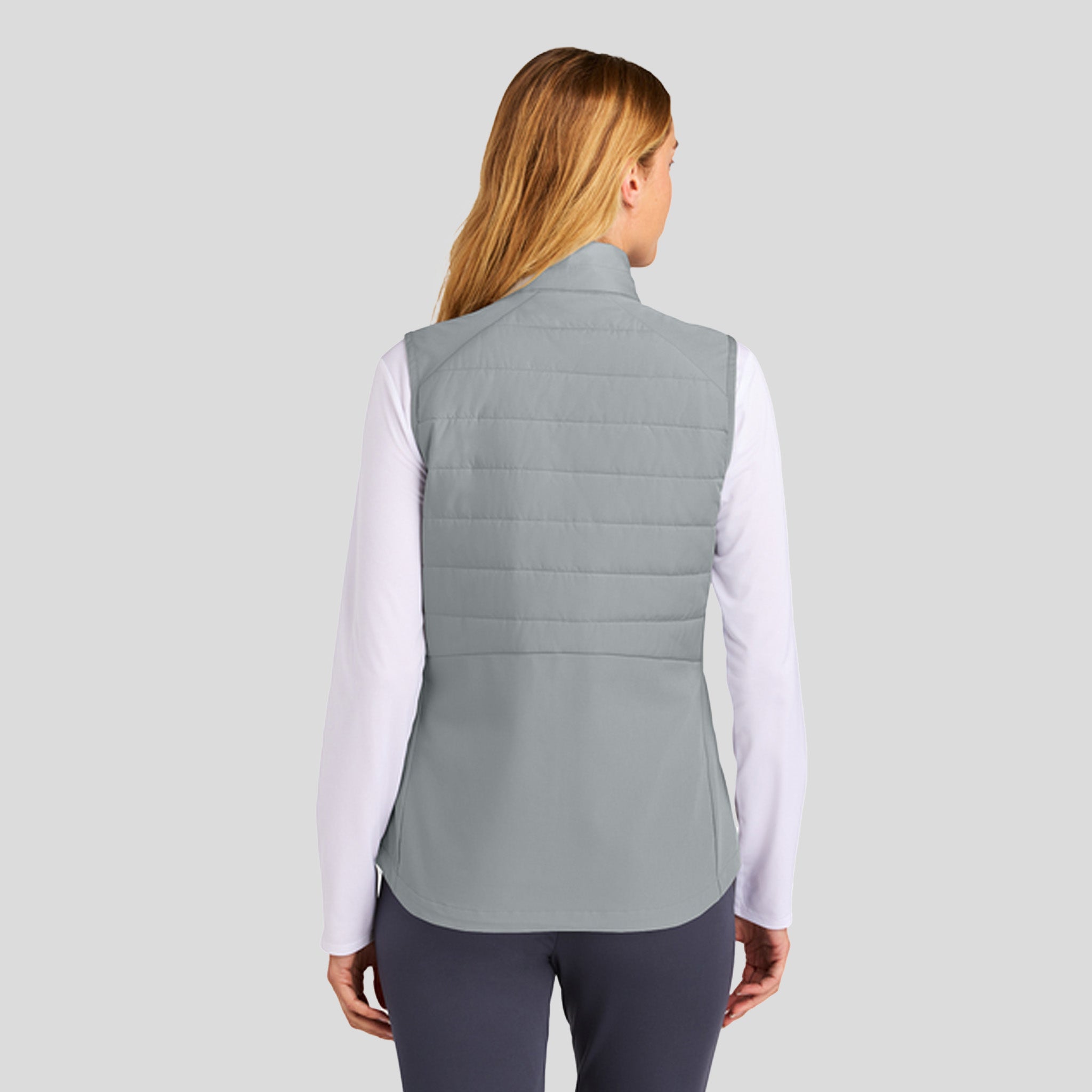 Womenโs Teknical Hybrid Vest | Silver